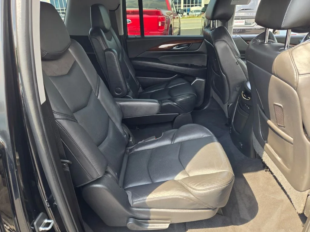 Certified Used 2018 Black Cadillac Premium image 11