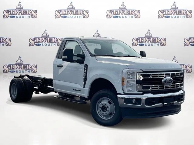 New 2026 White Ford XL image 1