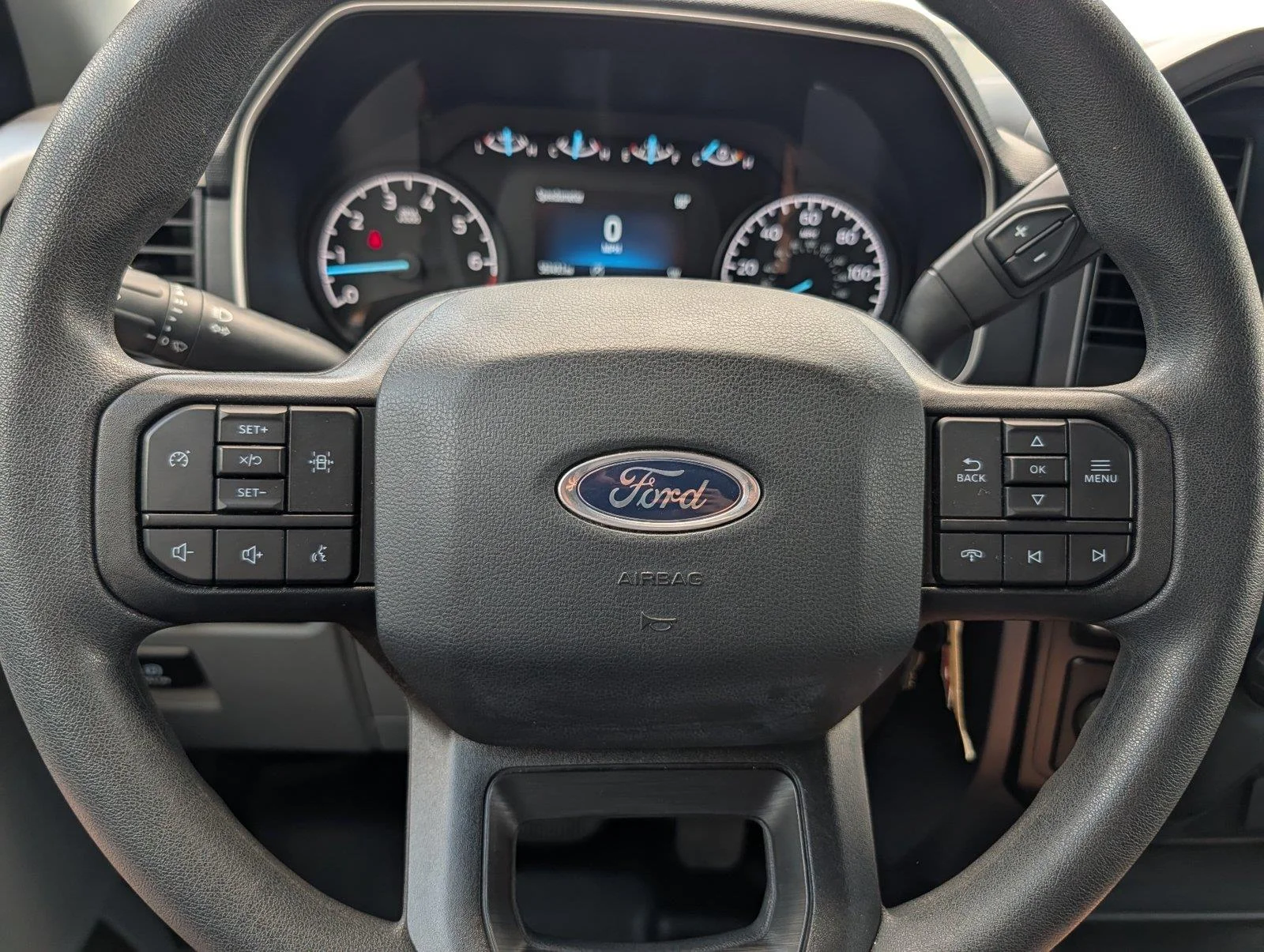 Used 2022 Oxford White Ford XLT image 34