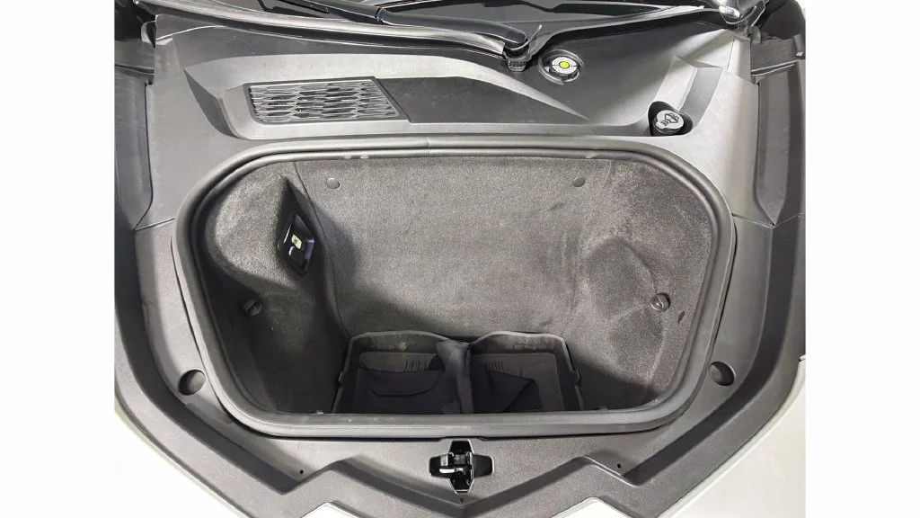 Used 2025 Arctic White Chevrolet 3LT image 40