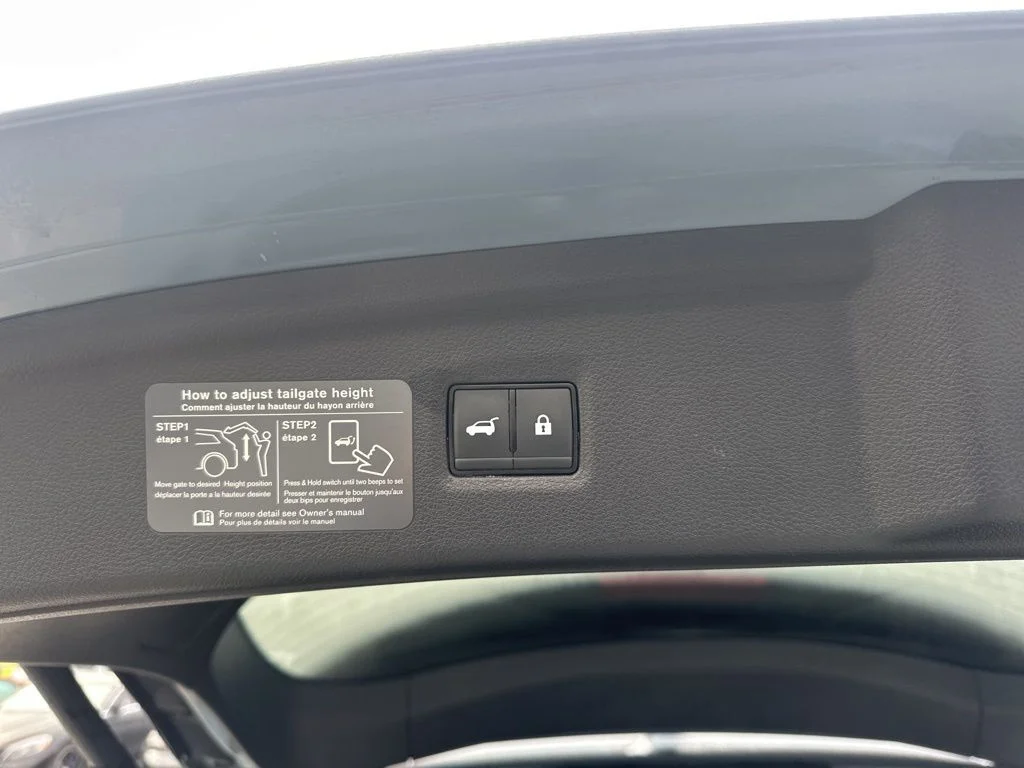 Used 2024 Gray INFINITI SPORT image 31