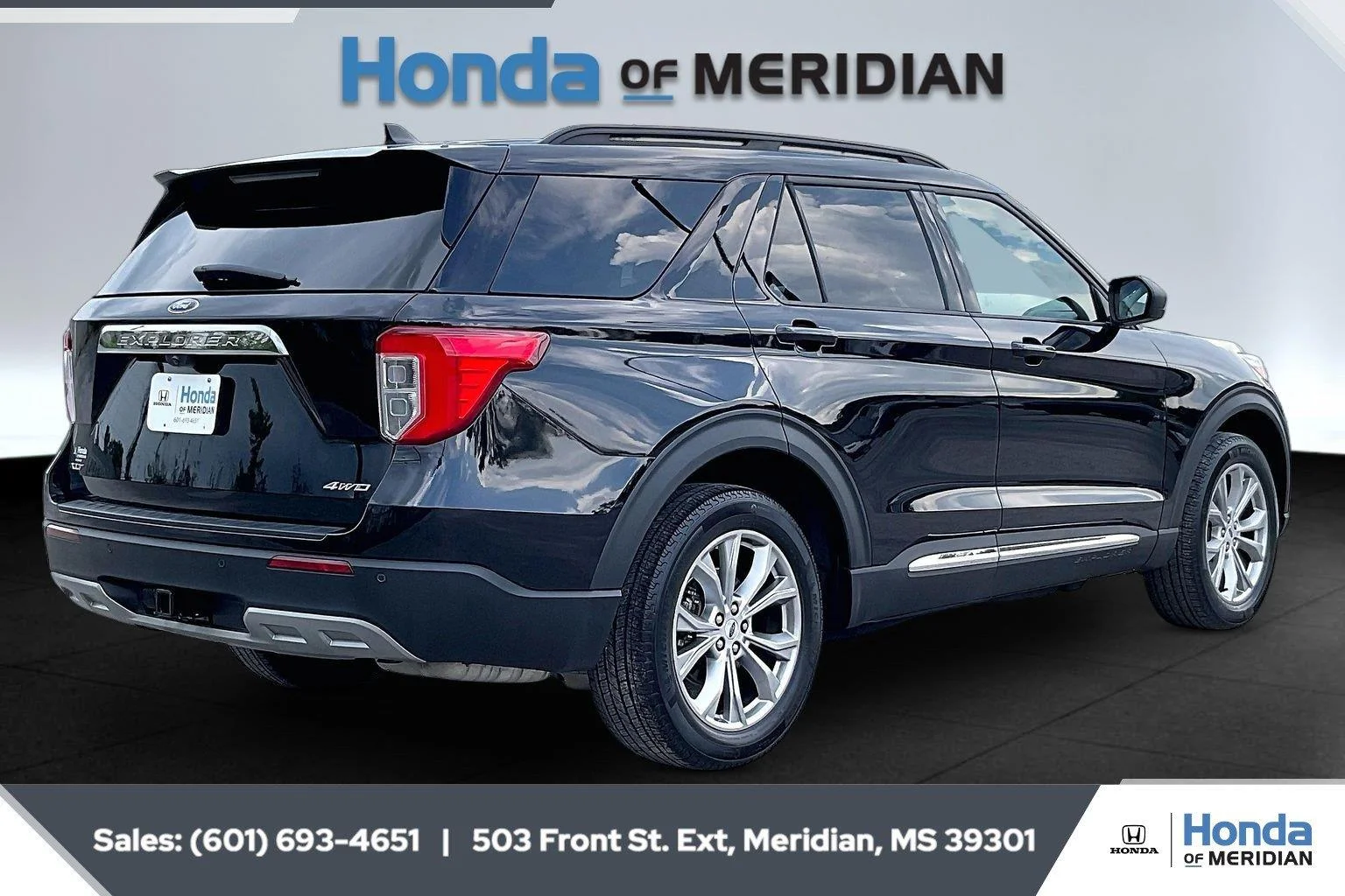 Used 2023 Agate Black Ford XLT image 11