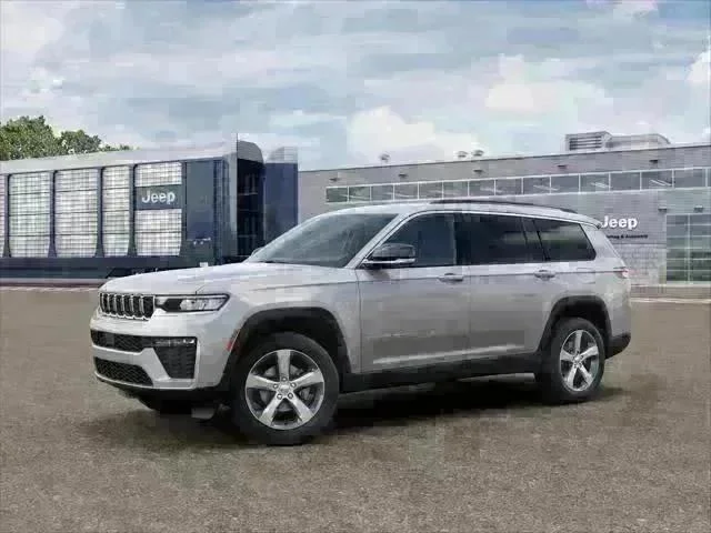 New 2026 Silver Zynith Exterior Paint Jeep Limited image 1