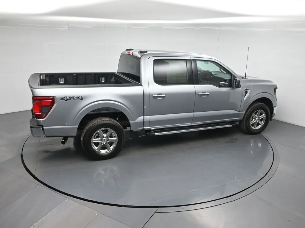 Certified Used 2025 Silver Ford XLT image 39