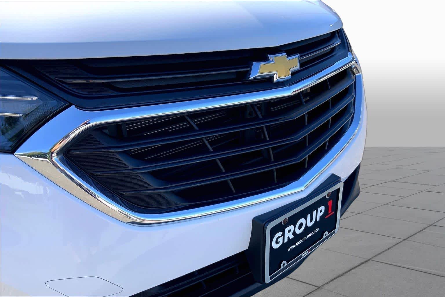 Used 2019 Summit White Chevrolet LT image 30