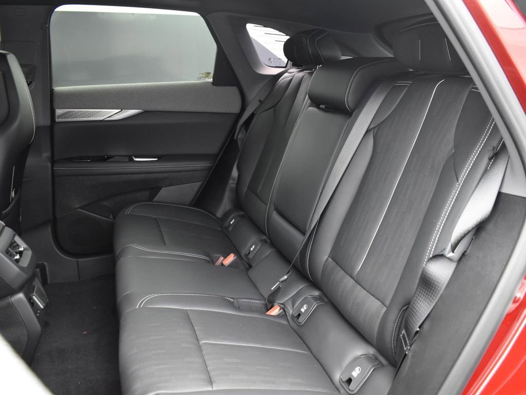 2026 CADILLAC OPTIQ - Image 26