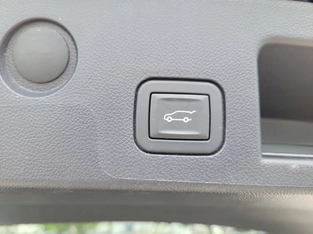 2026 Chevrolet Equinox LT - Photo 11