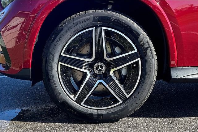 New 2026 MANUFAKTUR Patagonia Red Metallic Mercedes-Benz GLC 300 image 8