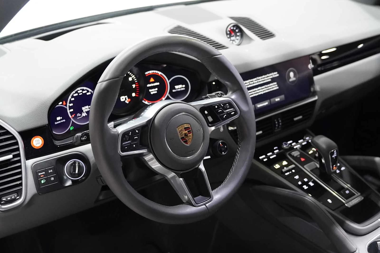 Used 2022 Carrara White Metallic Porsche  image 8