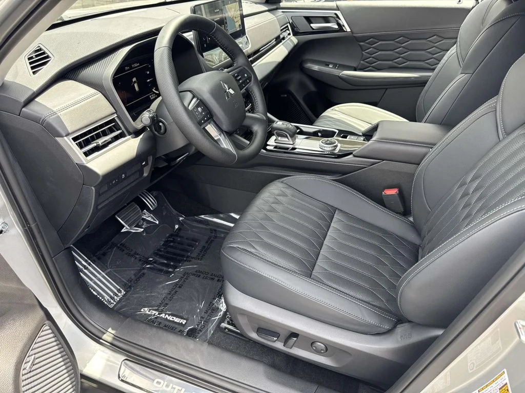2026 Mitsubishi Outlander SE - Photo 24