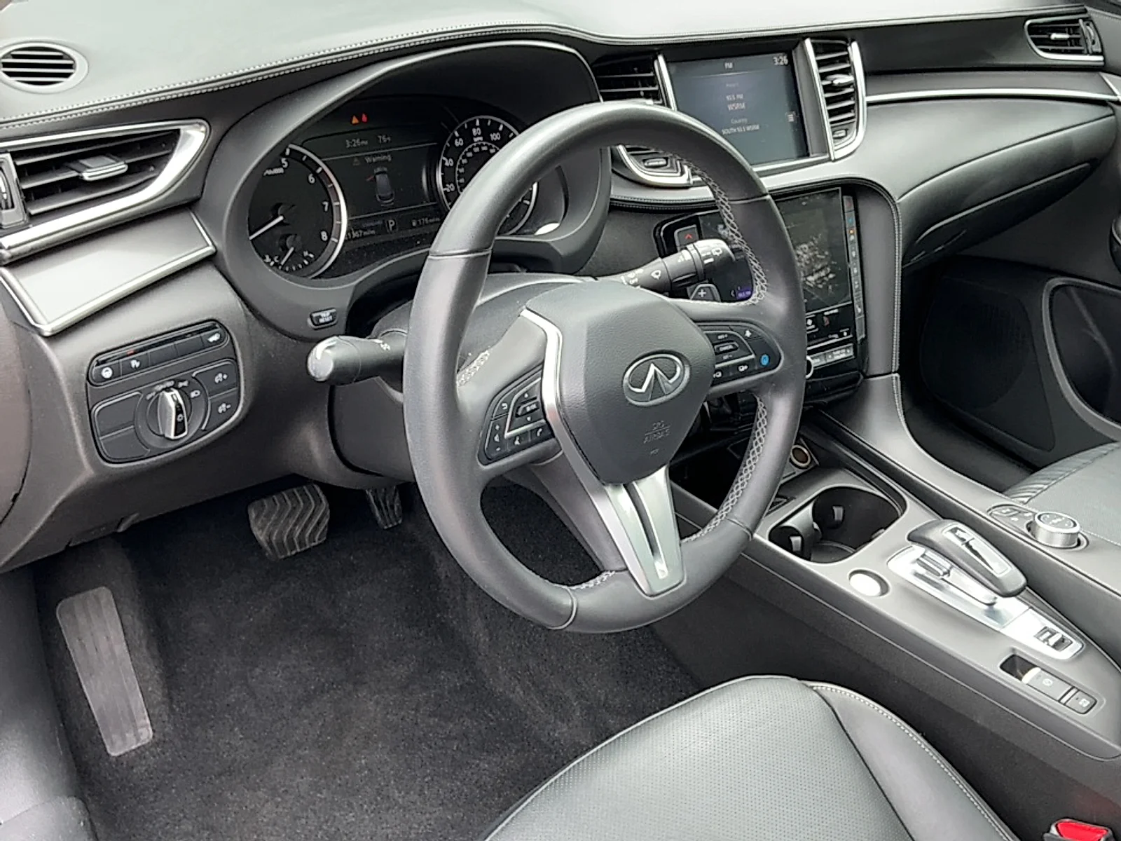 Used 2023 Black Obsidian INFINITI LUXE image 8