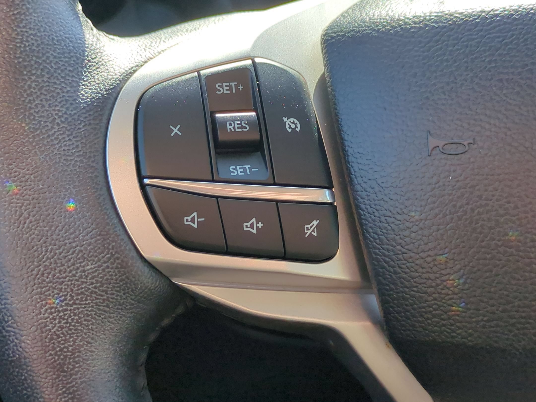 Used 2023 Gray Metallic Ford XLT image 17
