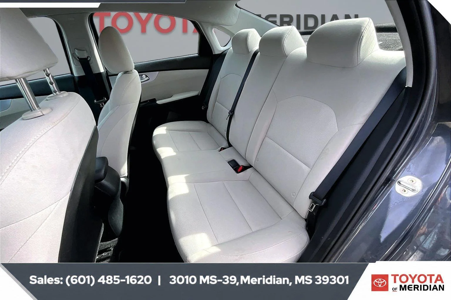Used 2023 Gravity Gray Kia LXS image 19