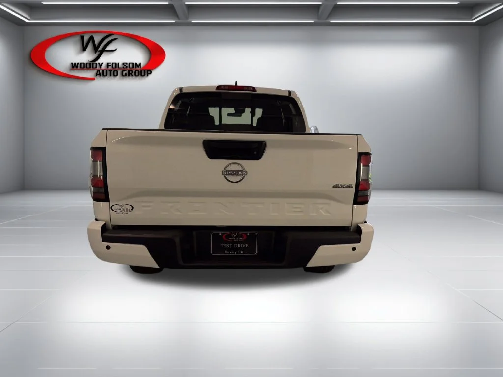 New 2027 White Nissan SV image 6
