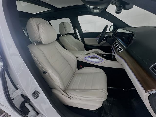 New 2026 Polar White Mercedes-Benz GLS 580 image 30