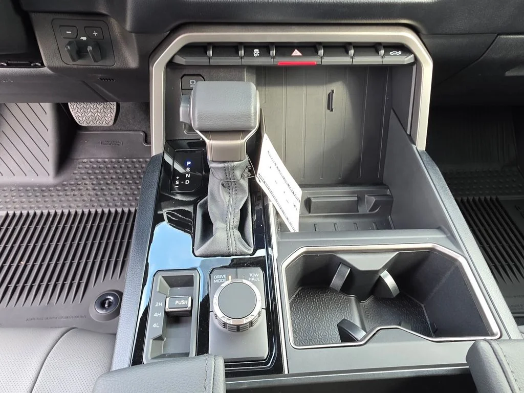 2026 Toyota Tundra SR5 - Photo 27