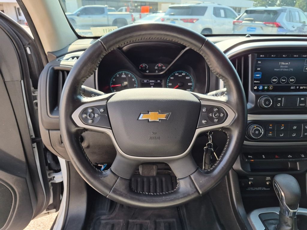 Used 2022 White Chevrolet LT image 15