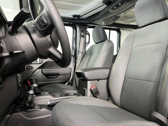 New 2026 Black Clear-Coat Exterior Paint Jeep Sport image 6