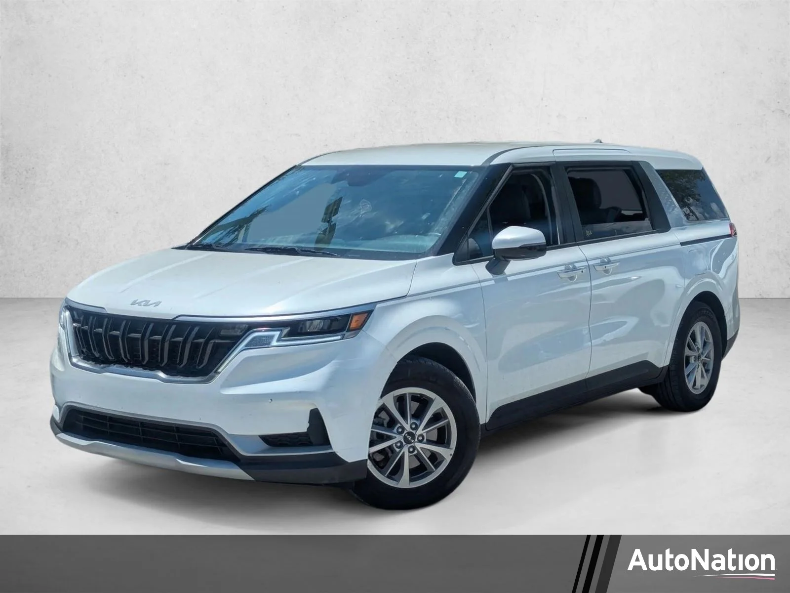 2024 Kia Sedona LX Seat Pkg's photo