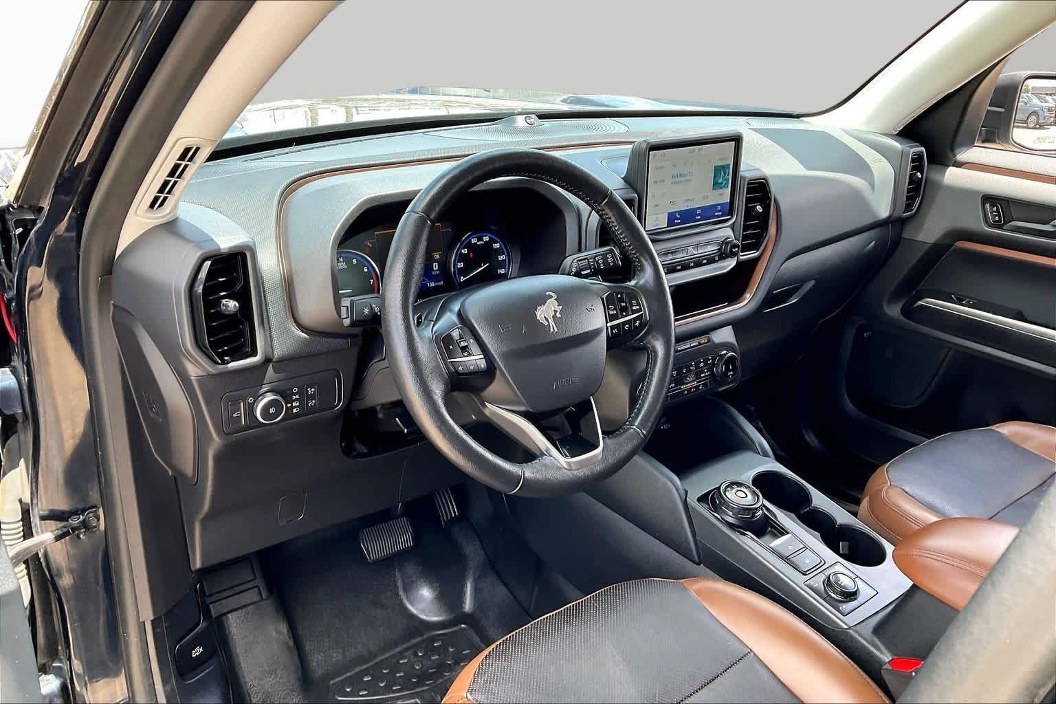 Used 2022 Alto Blue Metallic Tinted Clearcoat Ford Badlands image 16