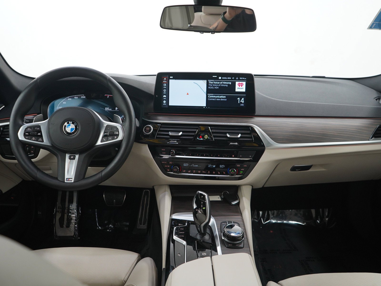 Used 2021 Alpine White BMW 540i xDrive image 15