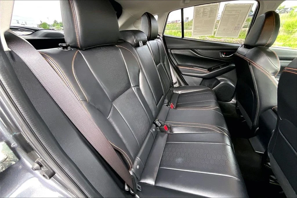 Used 2018 Dark Gray Metallic Subaru 2.0i Limited image 27