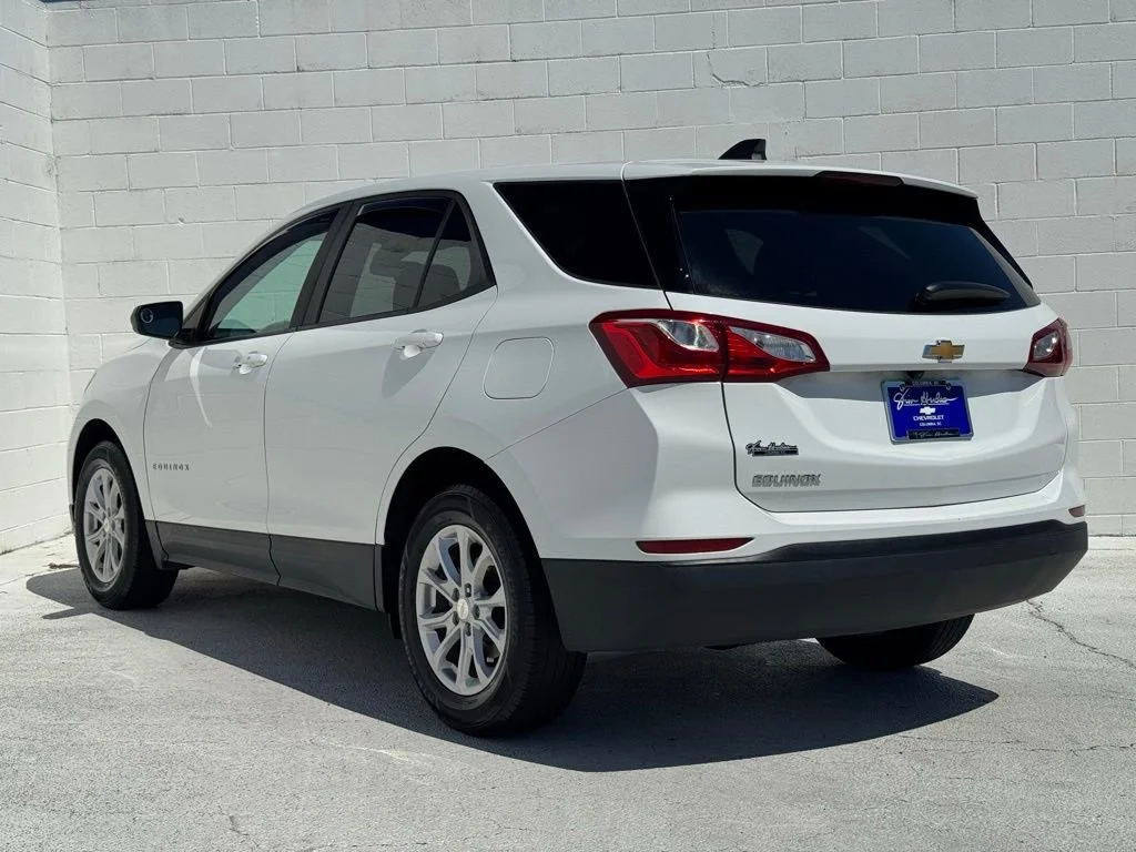 Used 2021 SUMMIT WHITE Chevrolet LS image 10