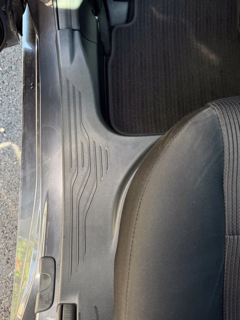Certified Used 2025 Gray Subaru Premium image 37