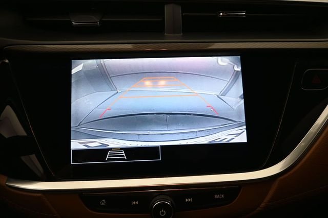 Used 2021 White Buick Essence image 32