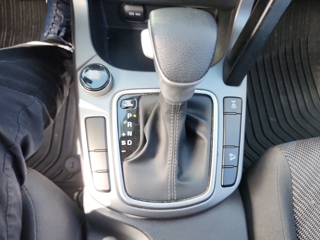 Used 2023 Steel Gray Kia LX image 26