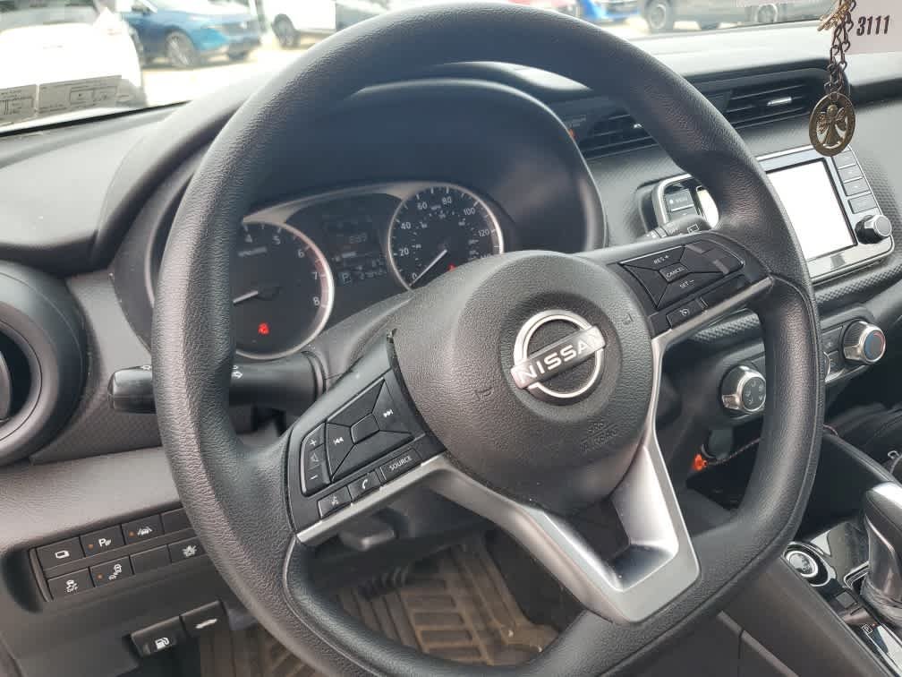 Certified Used 2022 Gun Metallic Nissan S image 7