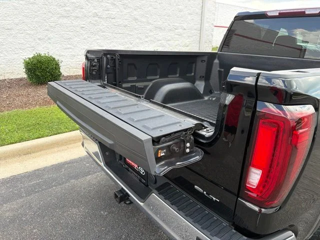 Used 2025 Black GMC SLT image 16