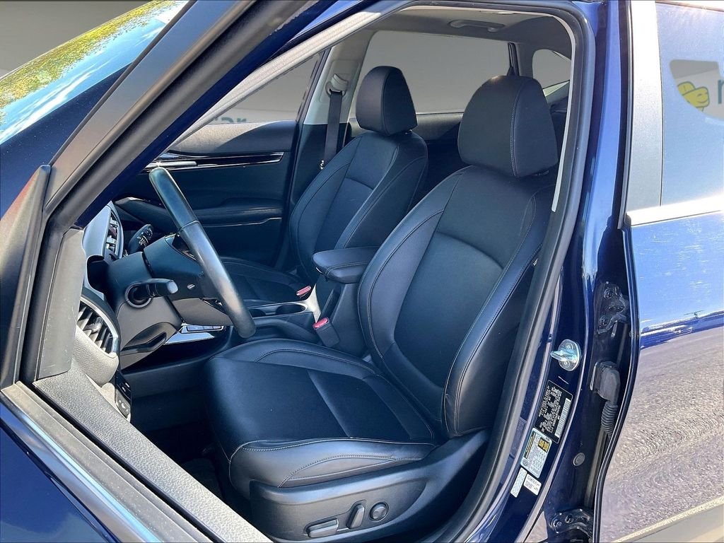 Used 2024 Dark Ocean Blue Kia EX image 9