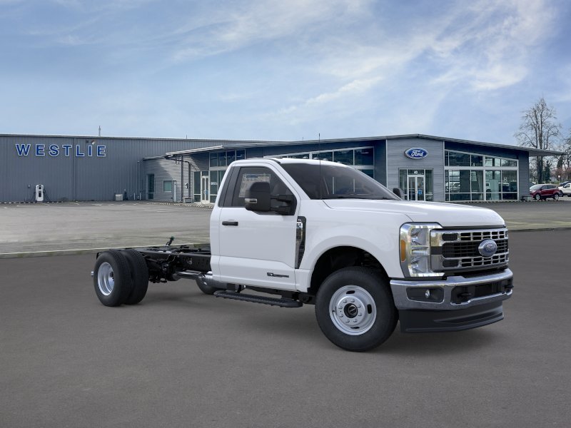 2026 Ford F-350 Super Duty Chassis Cab XL - Photo 7