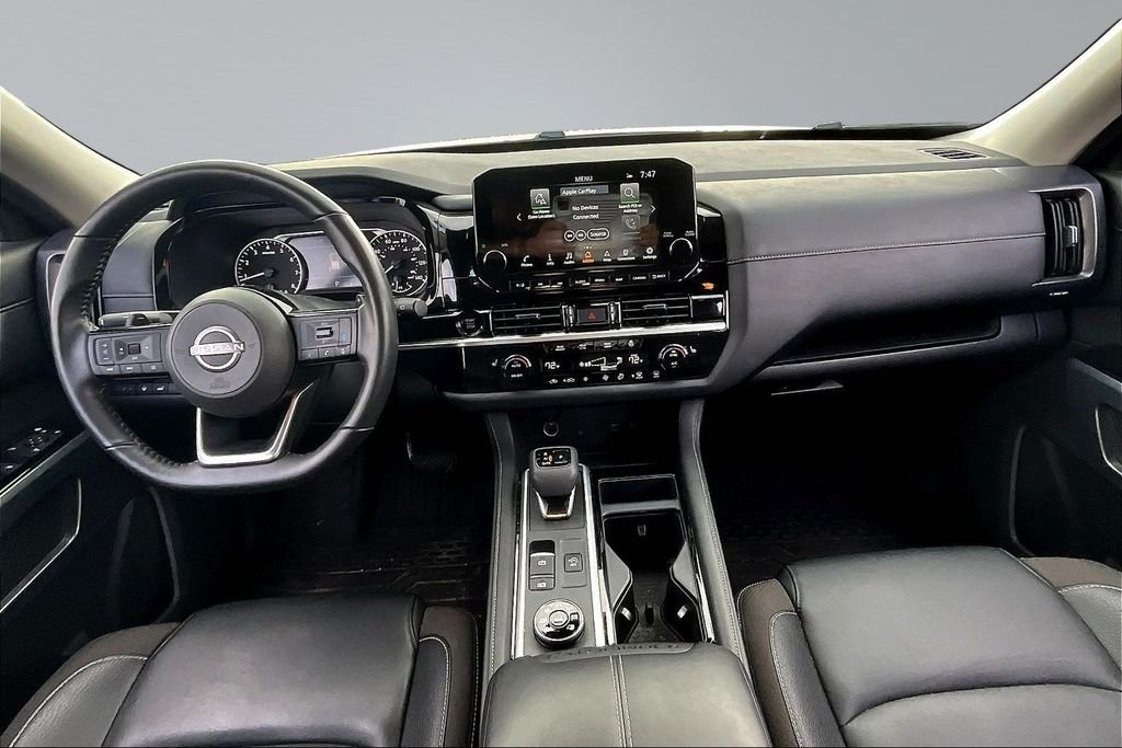 Used 2025 Blue Nissan SL image 7
