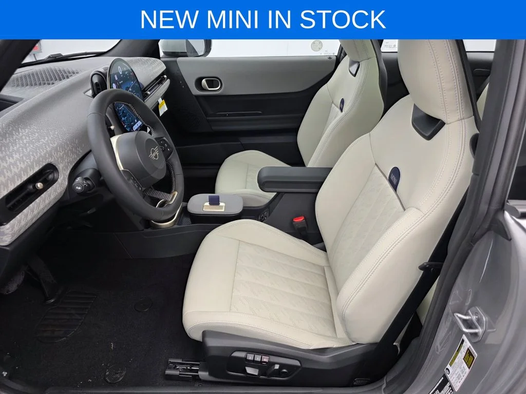 2026 MINI Hardtop 2 Door - Photo 6