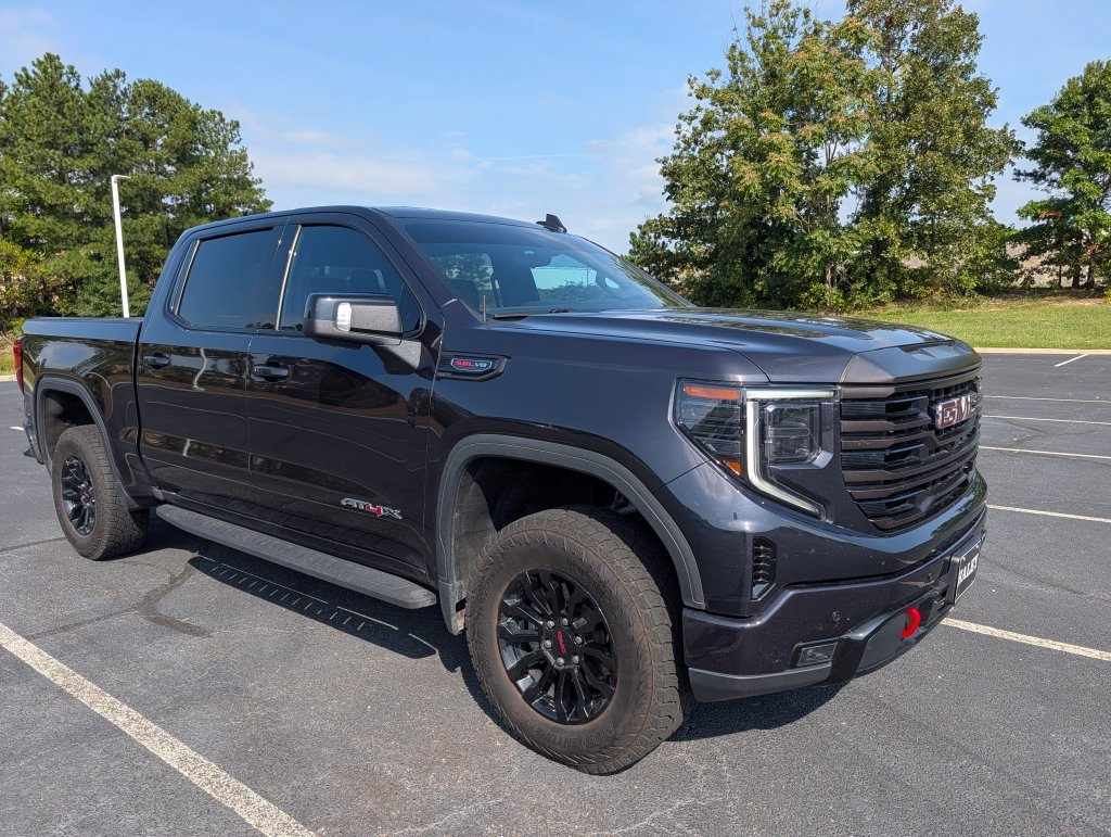 2023 GMC Sierra 1500 AT4X