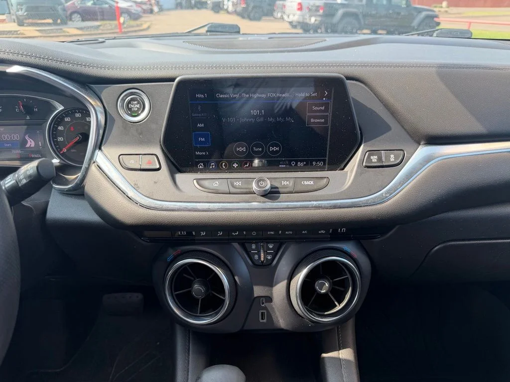 Used 2022 Gray Chevrolet LT image 16