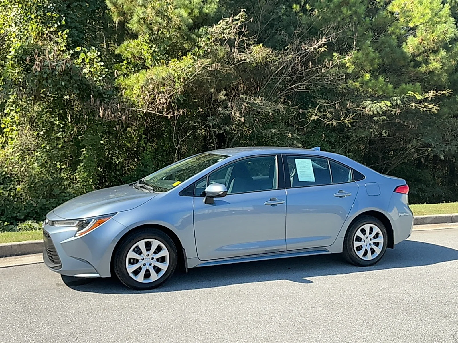 Used 2025 Celestite Toyota LE image 4