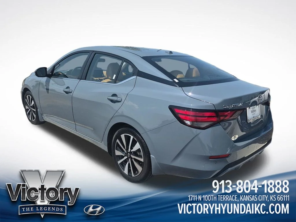 Used 2025 Gray Nissan SV image 3