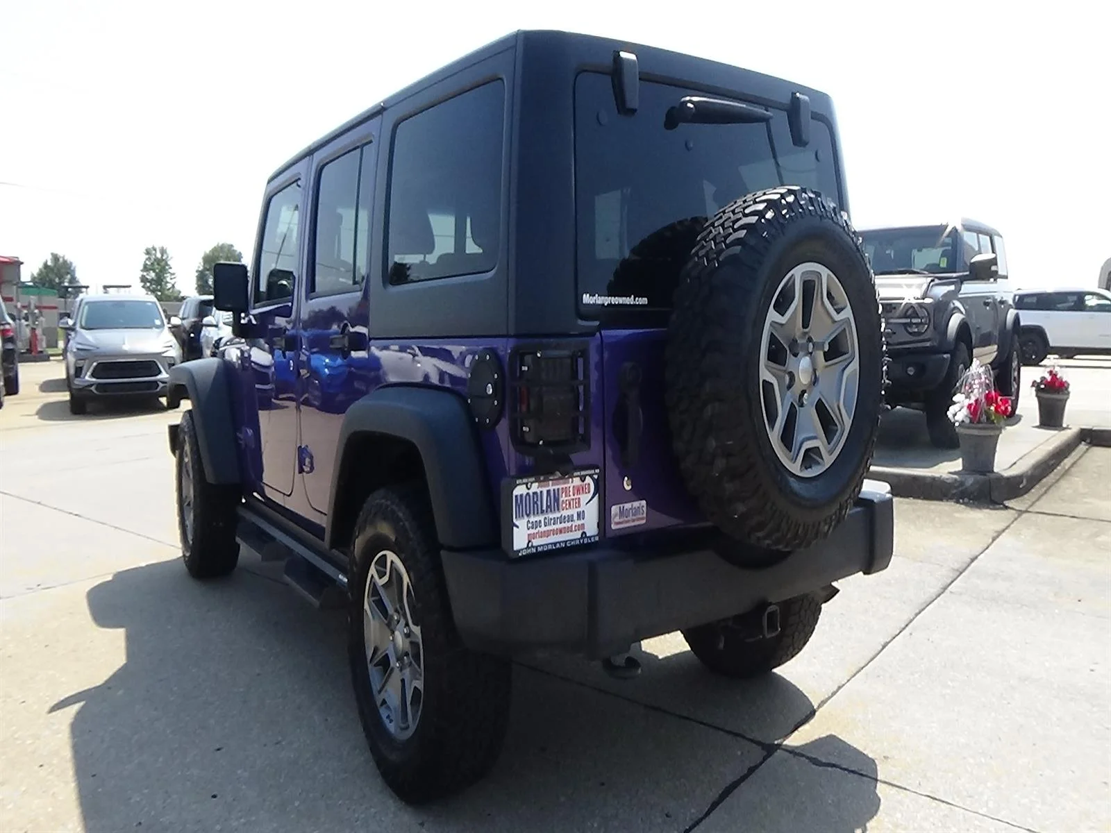 Used 2018 Xtreme Purple Clear Coat (phg) Jeep Rubicon image 8
