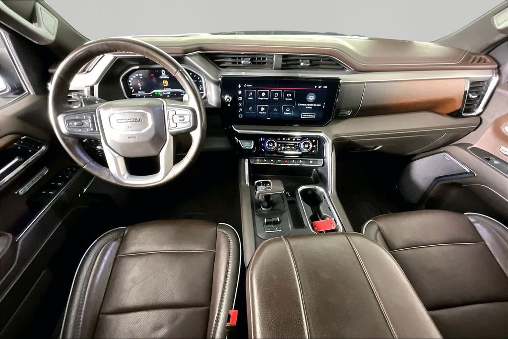 Used 2023 Silver GMC Denali image 7