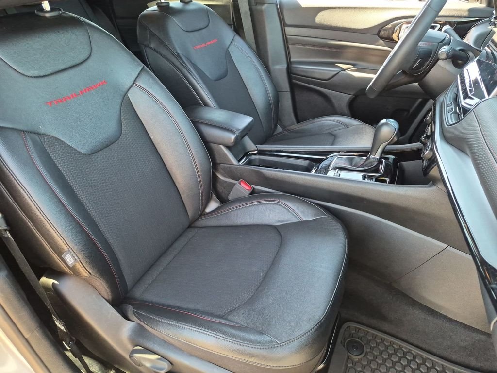 Used 2024 Silver Jeep Trailhawk image 32