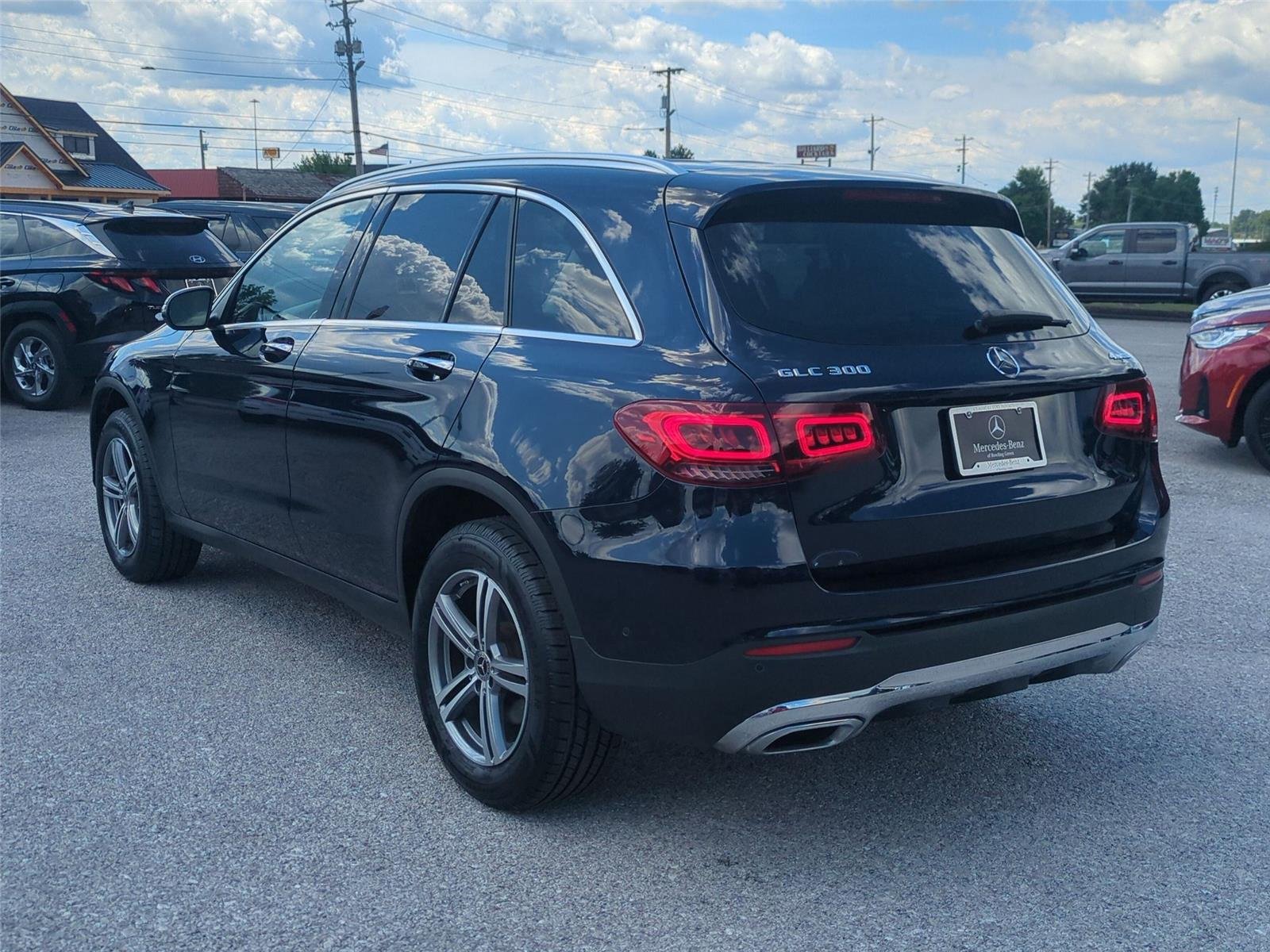 Used 2022 Lunar Blue Metallic Mercedes-Benz GLC 300 image 3