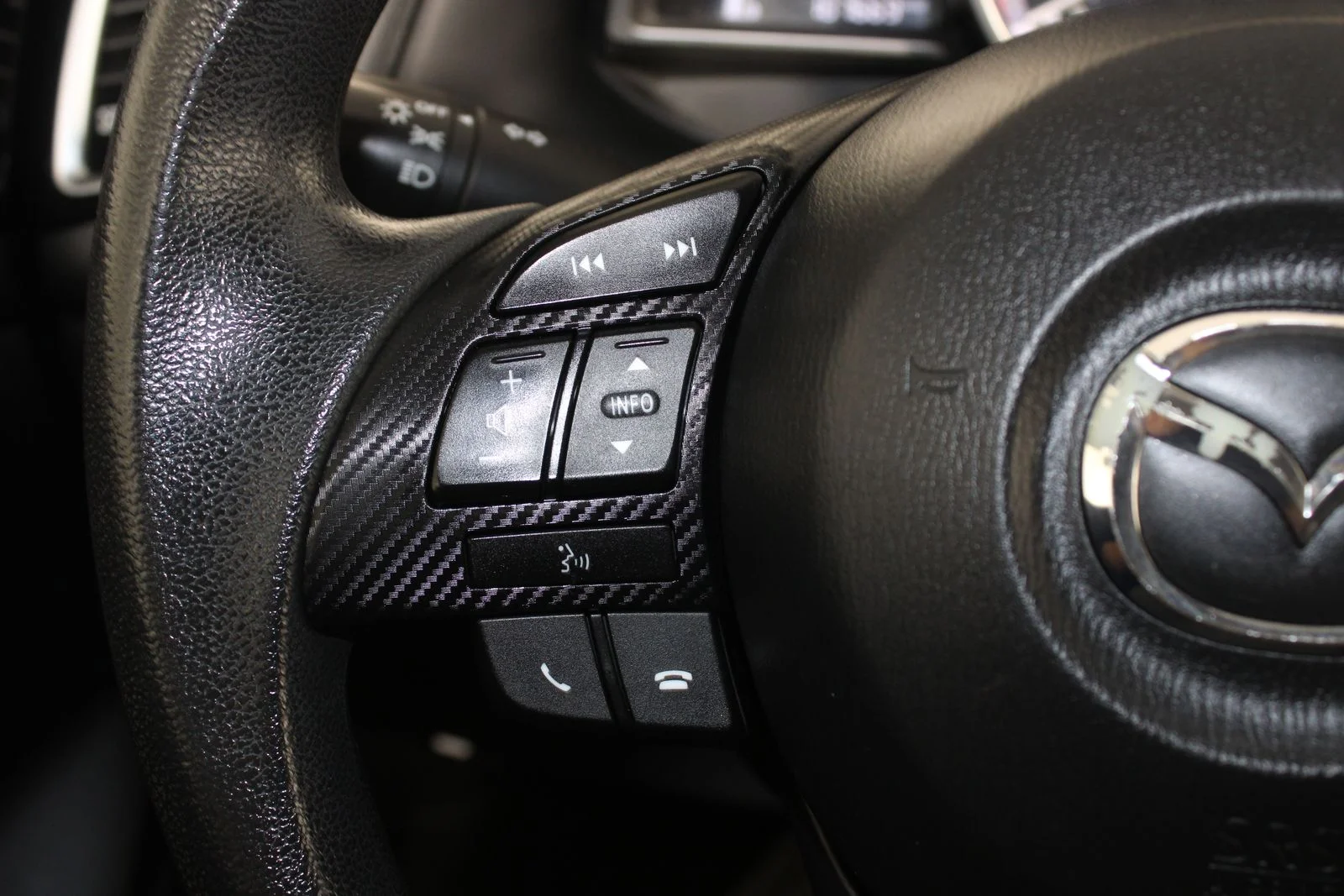 Used 2015 Black Mazda i Sport image 23