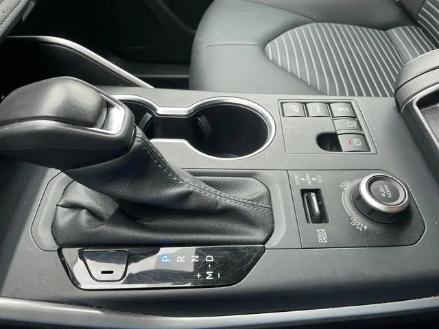 2025 Toyota Highlander XSE - Photo 19