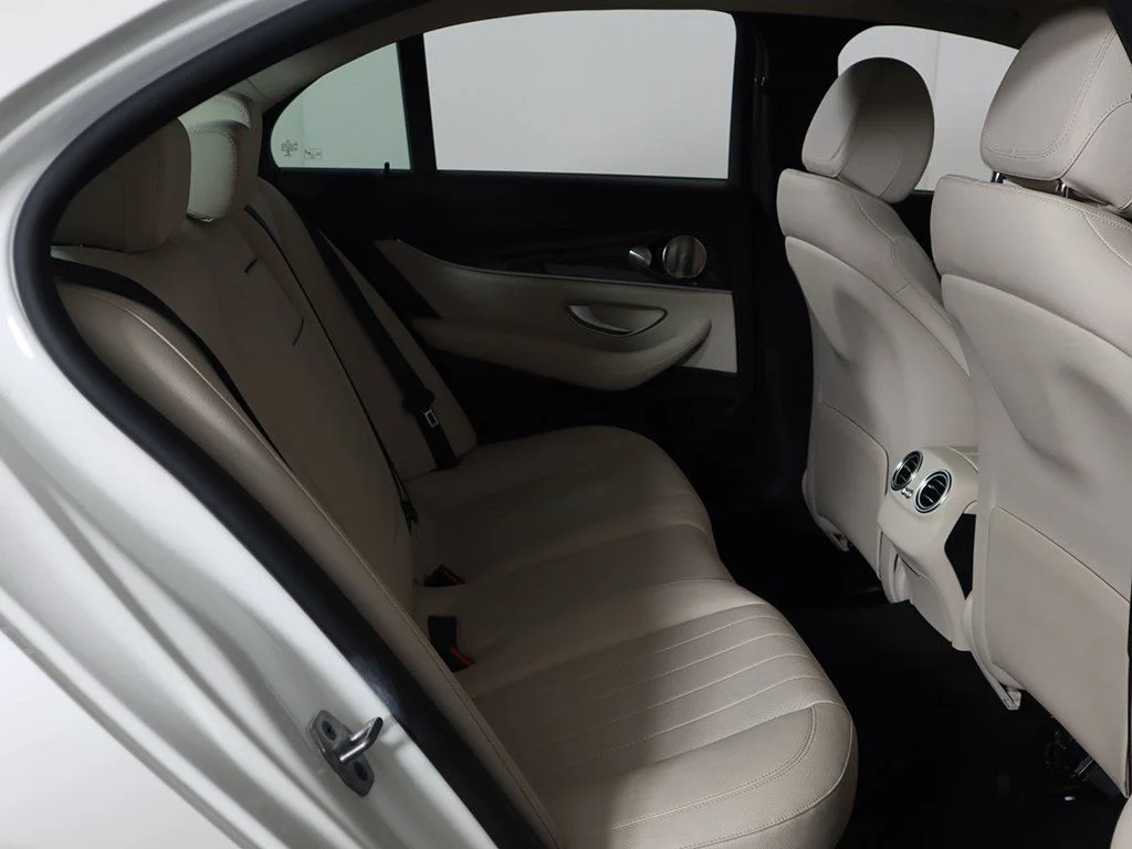 2022 Mercedes-Benz E-Class E350 - Photo 33