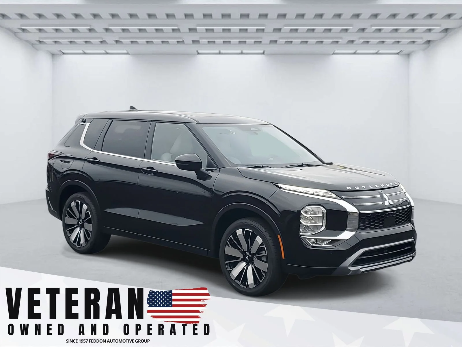2026 Mitsubishi Outlander SE FWD's photo