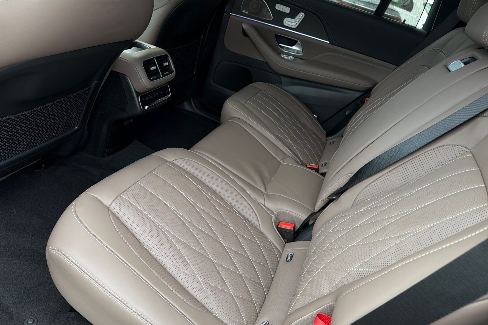 New 2026 Selenite Grey Metallic Mercedes-Benz GLS 63 AMG® image 12
