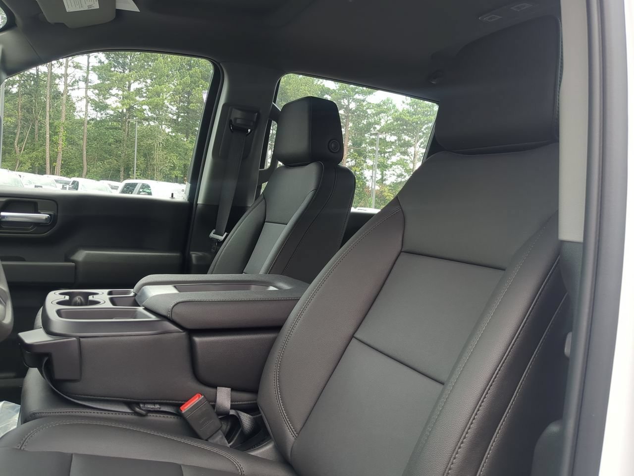 New 2026 Summit White Chevrolet Work Truck image 18